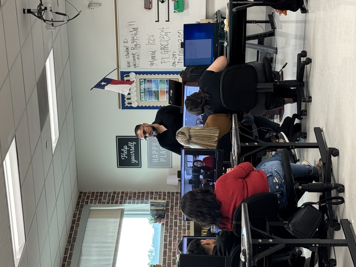 PUENTES classroom closeup